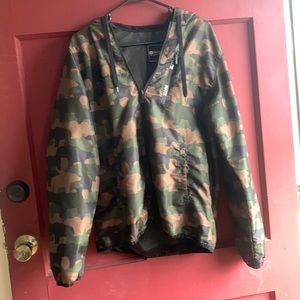 Matix L.A. Bear Camo Windbreaker size Medium